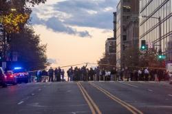 包含华盛顿奇才训练开放日；赛后官宣签约引欢呼；欧超杯在即；更衣室氛围转暖的词条-乐鱼网站